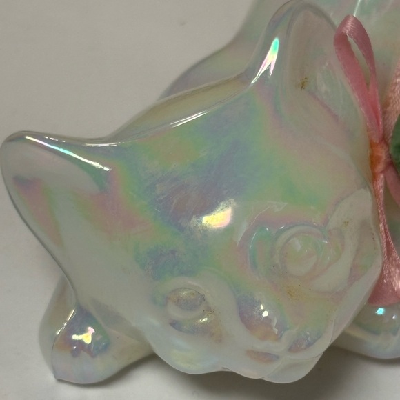 Fenton Pearlized Opal Glass Kitten “Pearly Sentiments” Iridescent 3.5” Long VTG - Picture 5 of 6
